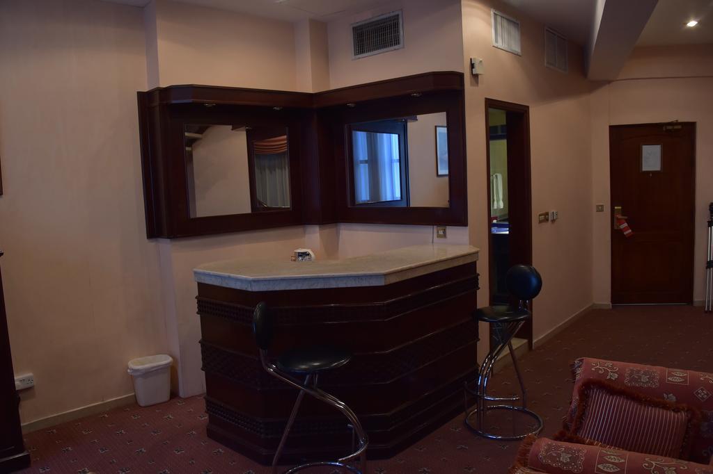Al Bastaki International Hotel Kuwait City Esterno foto