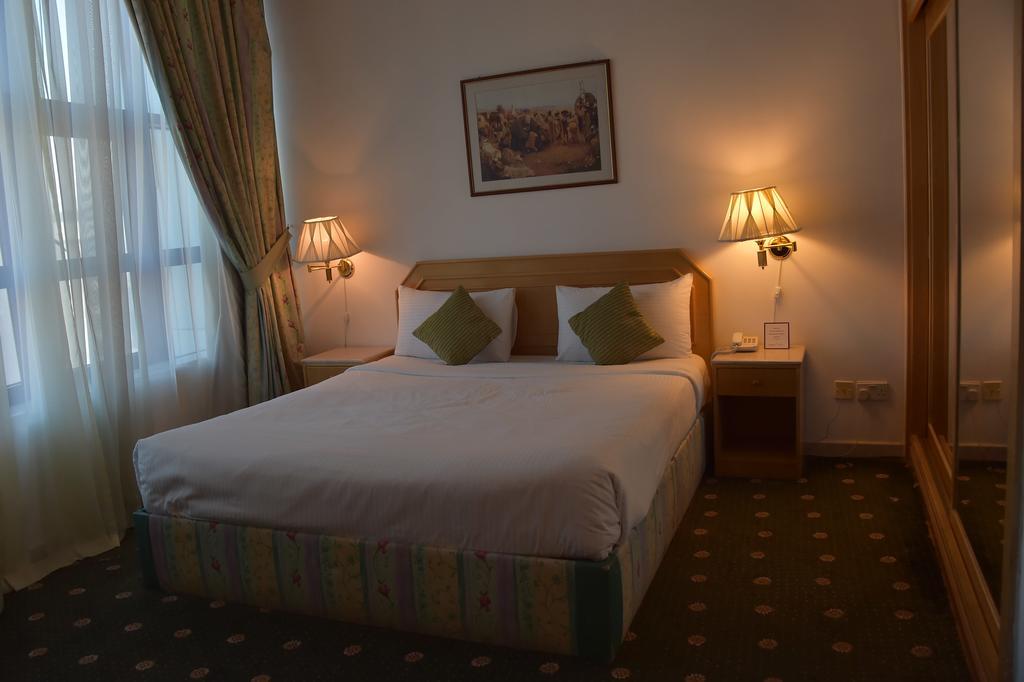 Al Bastaki International Hotel Kuwait City Esterno foto