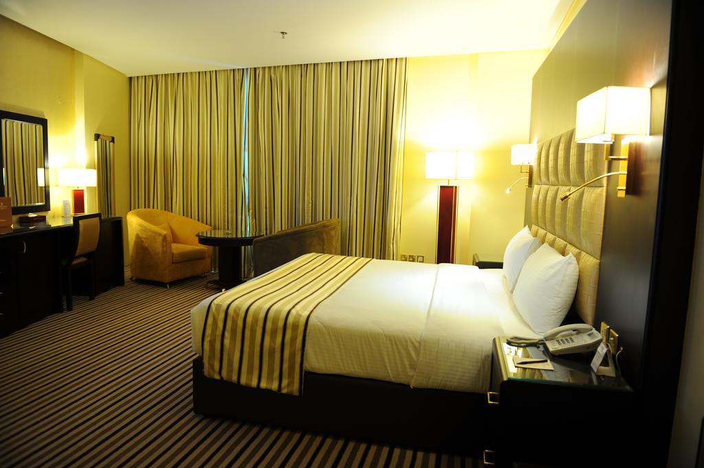 Al Bastaki International Hotel Kuwait City Esterno foto