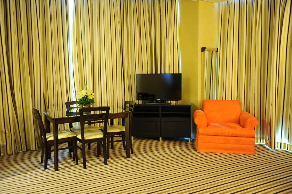 Al Bastaki International Hotel Kuwait City Esterno foto