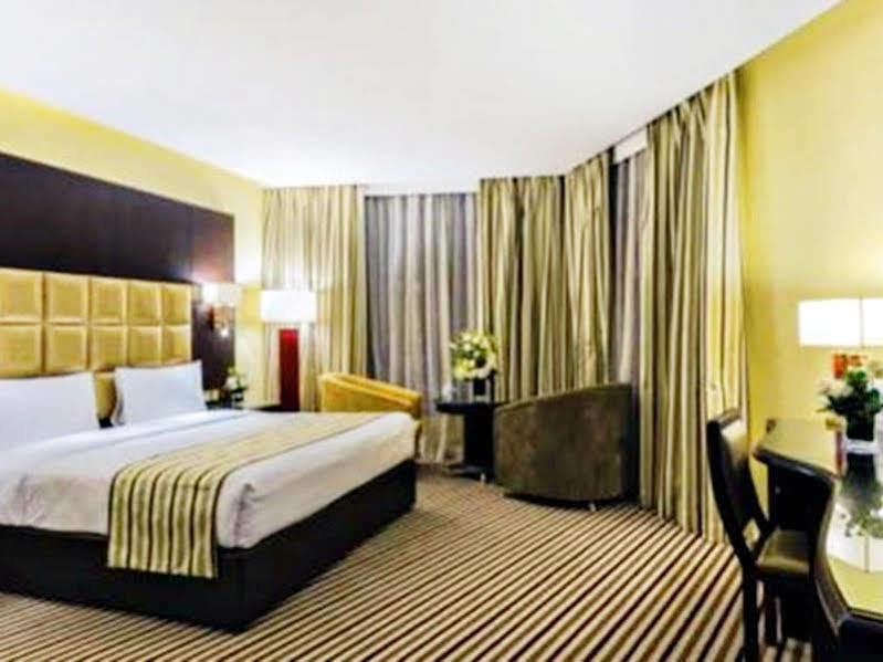 Al Bastaki International Hotel Kuwait City Esterno foto